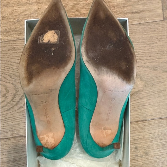 Manolo Blahnik Turquoise Heels - Picture 11 of 12